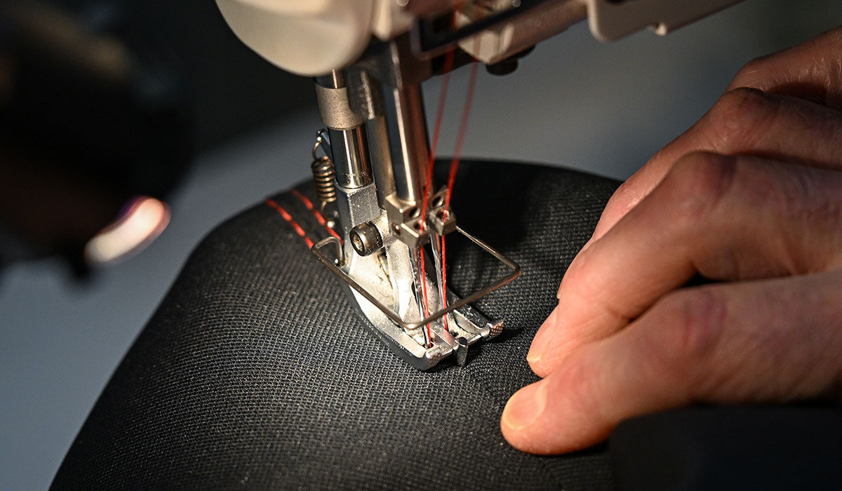 Hand sewing headrest