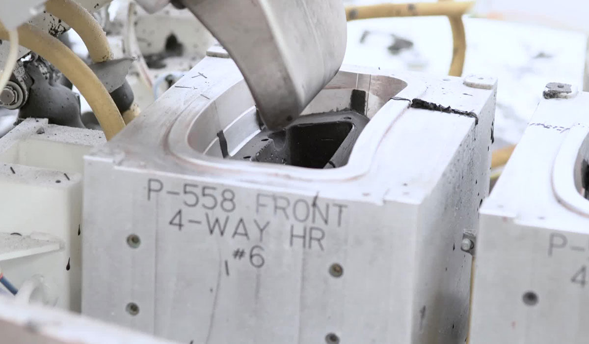 conventional form 4-way head restraint