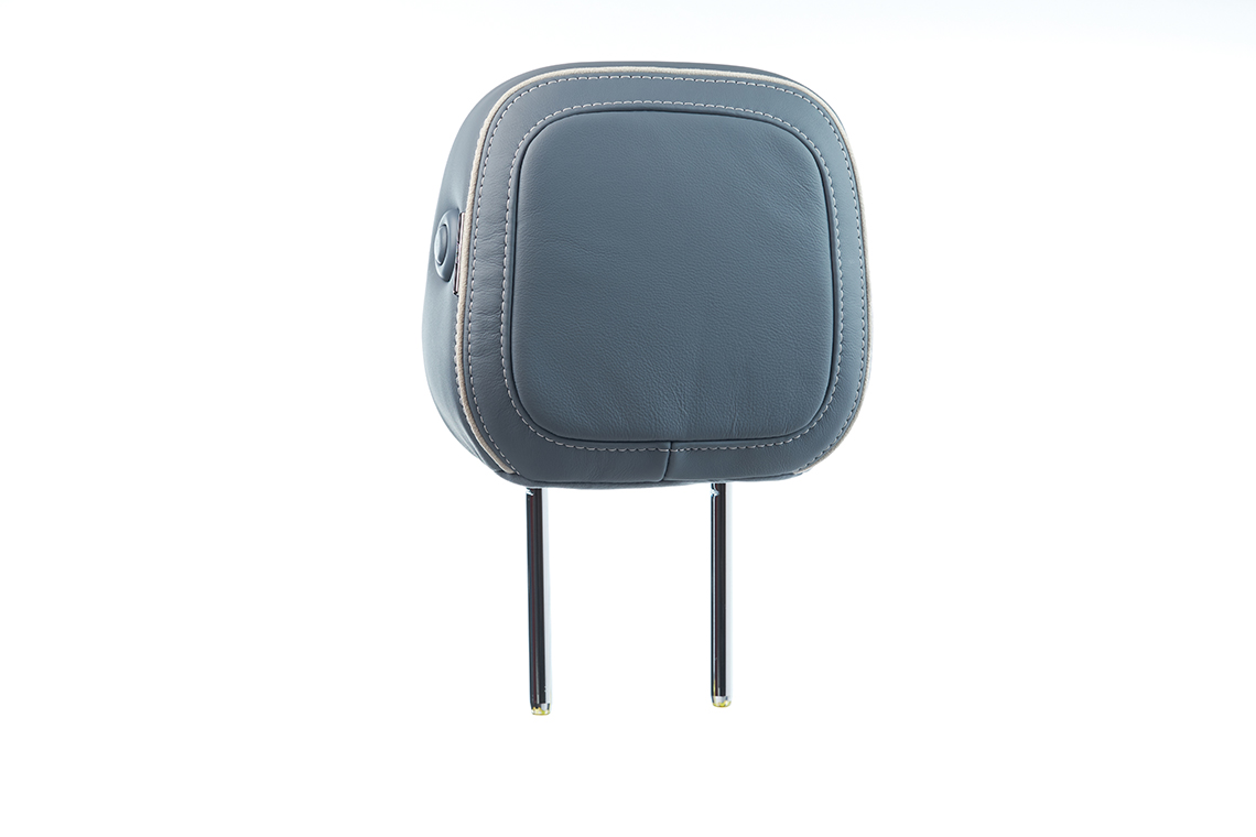 Rear Fold Headrest